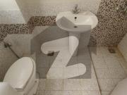 Prime Location 160 Square Yards House In Beautiful...