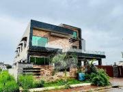 Prime Location 1 Kanal Spacious House Available In Top...
