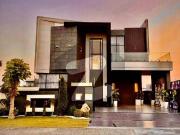 Prime Location | 1 Kanal Well Maintained House for Sale...