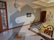 Prime Location 300 Square Yards House In DHA Phase 4...