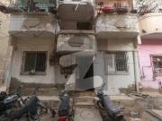 Prime Location 450 Square Feet Flat Available For Sale...