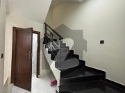 Prime Location 5 Marla House For Sale In B 17