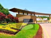 Prime location 5 marla residential plot for sale park...