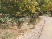 Prime location 600 square yards park facing plot for...