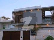 Prime Location 666 Square Yards House In Central DHA...