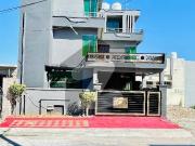 Prime Location 8.5 Marla 2.5 Story Beautiful House For...
