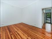 Prime Location Comfortable 4 Bedroom House, PET...