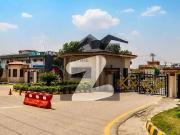 Prime Location Double Road 1 Kanal Corner Residential...