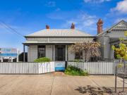 Prime Location Functional Office/Consulting