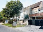 Prime Location House For Grabs In 10 Marla Lahore DHA...