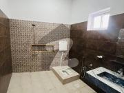 Prime Location House Of 9 Marla Available In Sufiyan...