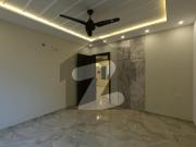 Prime Location House Spread Over 10 Marla In Central...