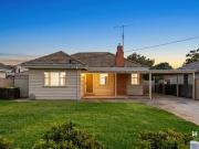 Prime Location on Leichardt Street !
