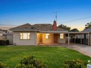 Prime Location on Leichardt Street !