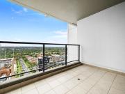 PRIME LOCATION ONE BEDROOM APARTMENT NEW CARPET NO PARKING