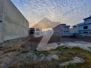 Prime Location Residential Plot For Sale In Park View...