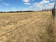 UNDER OFFER Prime Location Site between Melbourne & Mildura