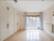 Prime Location Studio – Earl’s Court