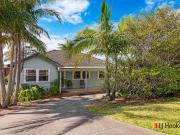 PRIME LOCATION WITH OCEAN VIEWS
