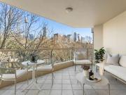 Prime position in Crown Gardens