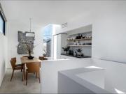 Prime position with a northern aspect!