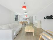 PRIME PYRMONT APARTMENT WITH RESORT STYLE FACILITIES