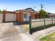 Prime St Albans Living Next to Ginifer Station