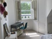Prime top floor 1 bed Notting Hill flat