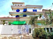 Prime UCP Location 1 Kanal Luxury Building for Girls...