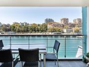 Prime Waterfront Apartment in Sydney's Iconic...