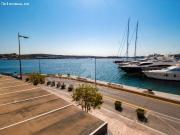 Primer piso en el puerto de Mahón