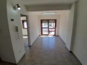 Primero de Mayo al 1600, Argentina