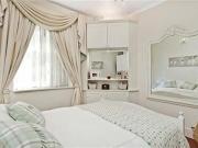 Prince of Wales Drive, SW11