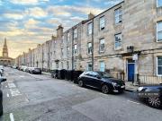 Prince Regent St, Edinburgh, EH6 2 bed flat to rent...