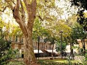 Príncipe Real. Prédio c/ 6 apartamentos e 2 lojas....