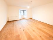 PRINZ EUGEN LIVING Sanierte 2 Zimmer Wohnung in...