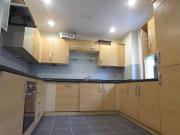 Priory Place, Coventry CV1, 3 bed flat to rent, £1,785...
