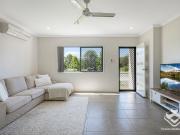 Pristine modern 3 bedroom townhouse