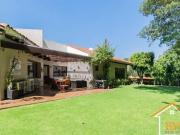 PRIVADA EXCLUSIVA DE 5 CASAS, EN BOSQUES DE LAS LOMAS...