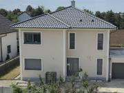 PRIVAT* Hochwertiges Einfamilienhaus mit Wohnkeller und...