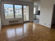 PRIVAT Klimatisierte ruhige 2 Zimmer Wohnung mit Balkon