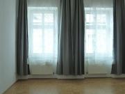 PRIVAT RAUMWUNDER schöne, sonnige Wohnung...