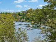 Private bayside retreat meets cosmopolitan living