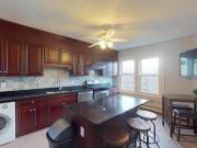 Private Bedroom in Bright East Cambridge Home Near...