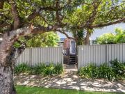 Private Courtyard, Perfect Location