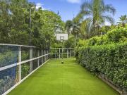 Private Family Retreat With Pool, Court & Multiple...