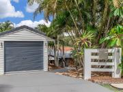 Private, Fully Renovated Home in Quiet Cul de Sac