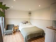 Private garden room with own entrance