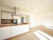 Private helle Wohnung mit Top Lage und 107m² Dachboden...