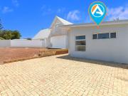 PRIVATE, MODERN & LOW MAINTENANCE LIVING JUST MINUTES...